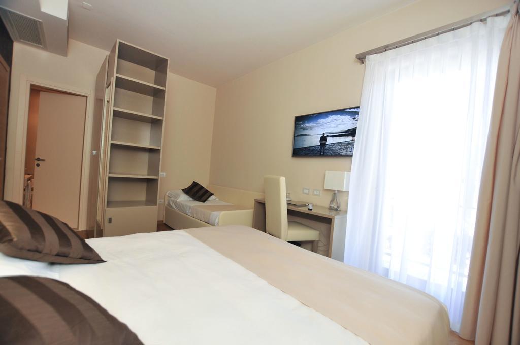 Triple Room Balcony