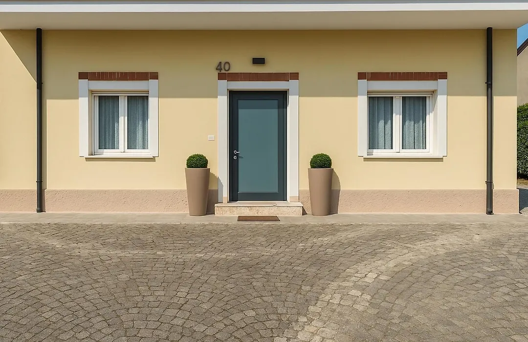 Le Belle Maison-1
