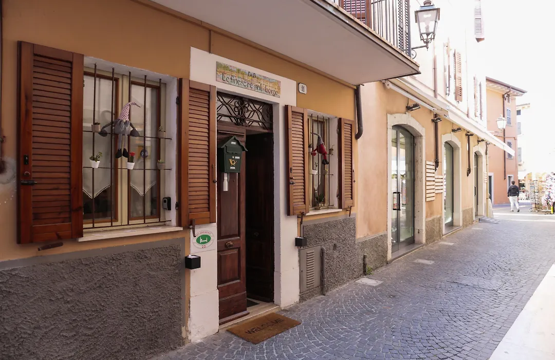 Le Finestre sul Borgo Rooms-1