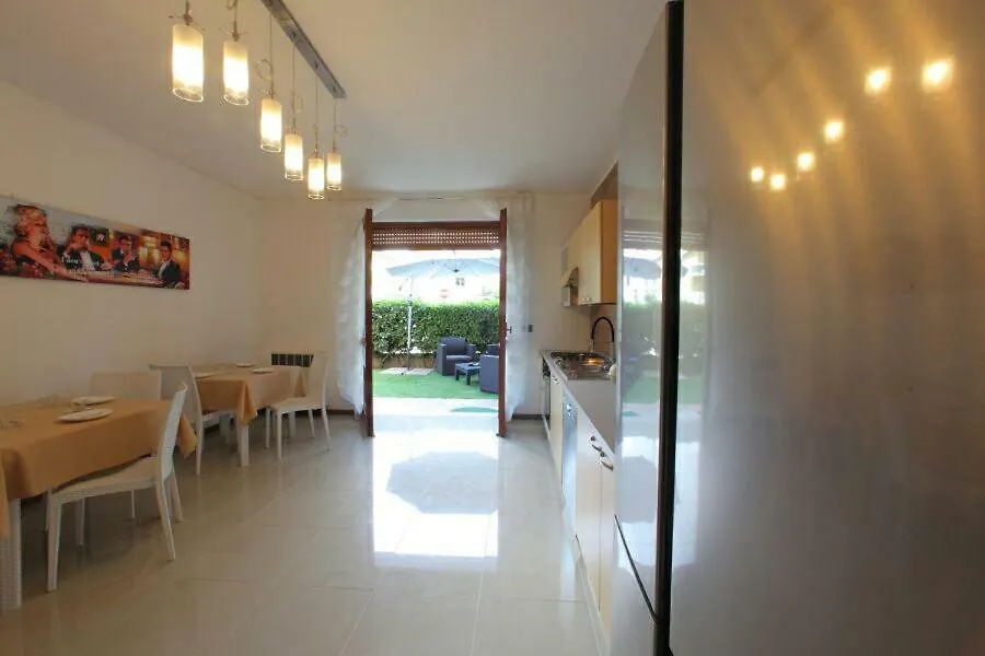 B&B Holidays Artisti-1
