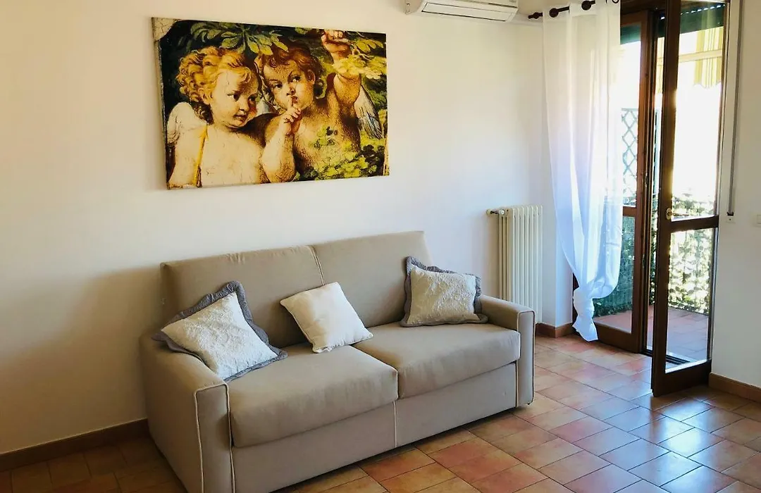 APPARTAMENTO PESCHIERA - zona Ospedale Pederzoli-1