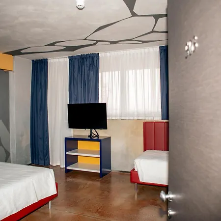 K Modern Hotel-2