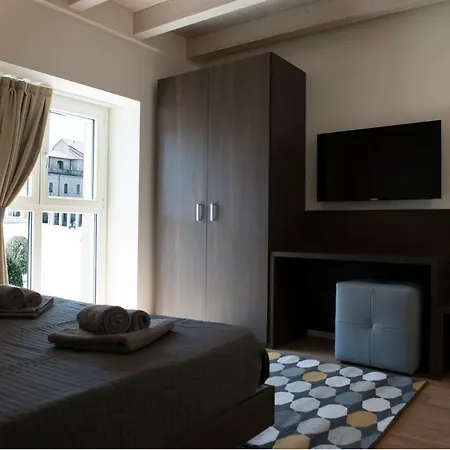 Canaletto Luxury Home-2